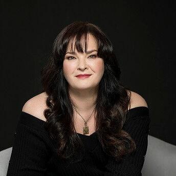 Photo of author: Angela Slatter