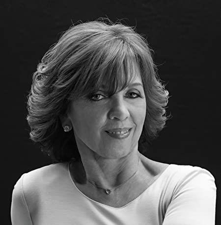 Photo of author: Nora Roberts