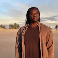 Photo for author: Markus Redmond
